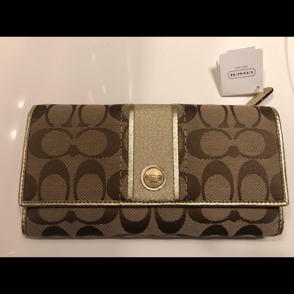 Coach wallet